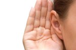 6 dấu hiệu cảnh báo người thân của bạn đang bị suy giảm thính lực